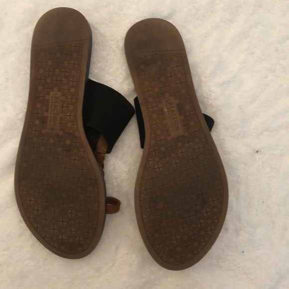 Kenneth Cole reaction sandals - Picture 3 of 4